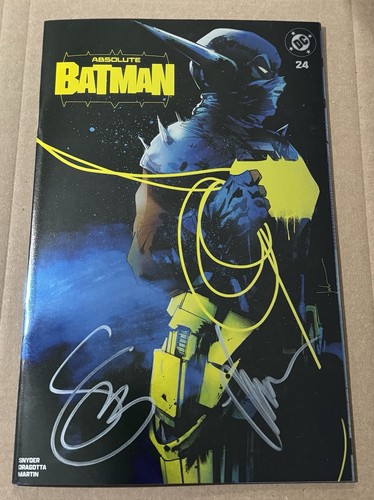 Absolute batman trade - absolute, •